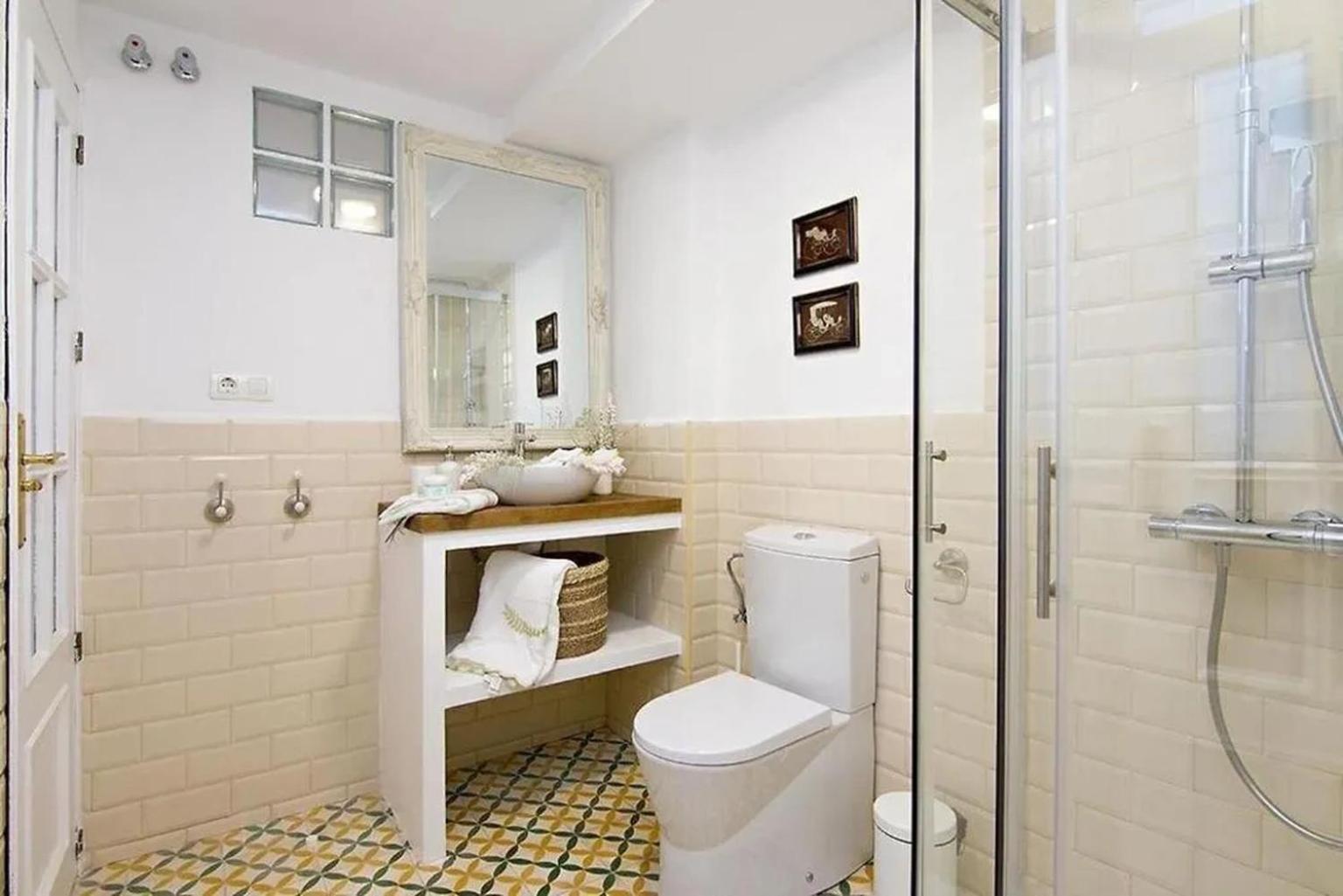Apartamentos La Tona Puerta Elvira Centro Ciudad Granada Buitenkant foto